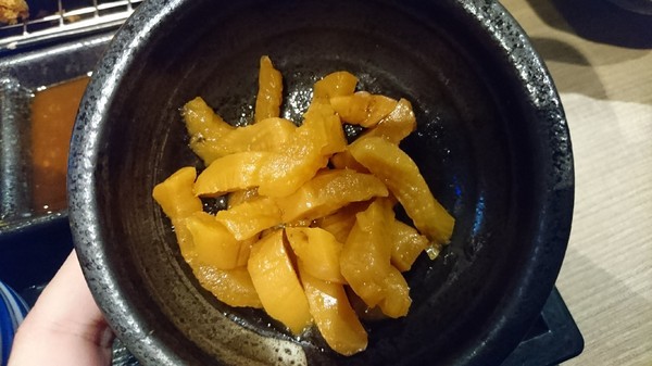 斑鳩的窩(民族店)：高雄~斑鳩的窩日式炸豬排 (民族店)~酥脆現炸豬排~平價實在的美味~