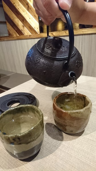 斑鳩的窩(民族店)：高雄~斑鳩的窩日式炸豬排 (民族店)~酥脆現炸豬排~平價實在的美味~