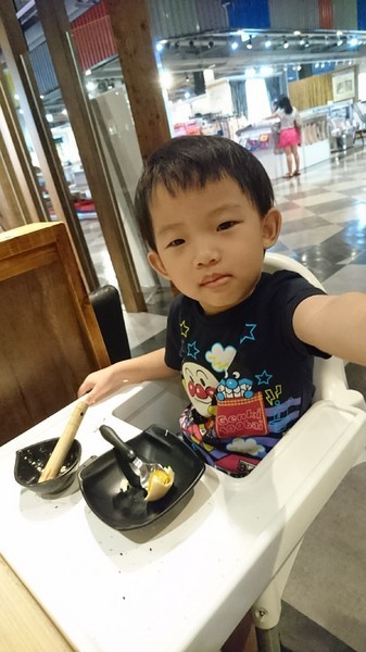 斑鳩的窩(民族店)：高雄~斑鳩的窩日式炸豬排 (民族店)~酥脆現炸豬排~平價實在的美味~