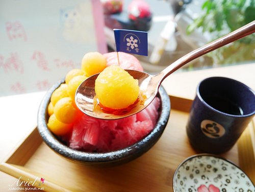 【台南美食】見雪 手作雪花冰 ❄ 天然水果✖濃郁雪花冰 ‖ 植生牆✖乾燥花 炎炎夏日清涼消暑❄美味又好拍