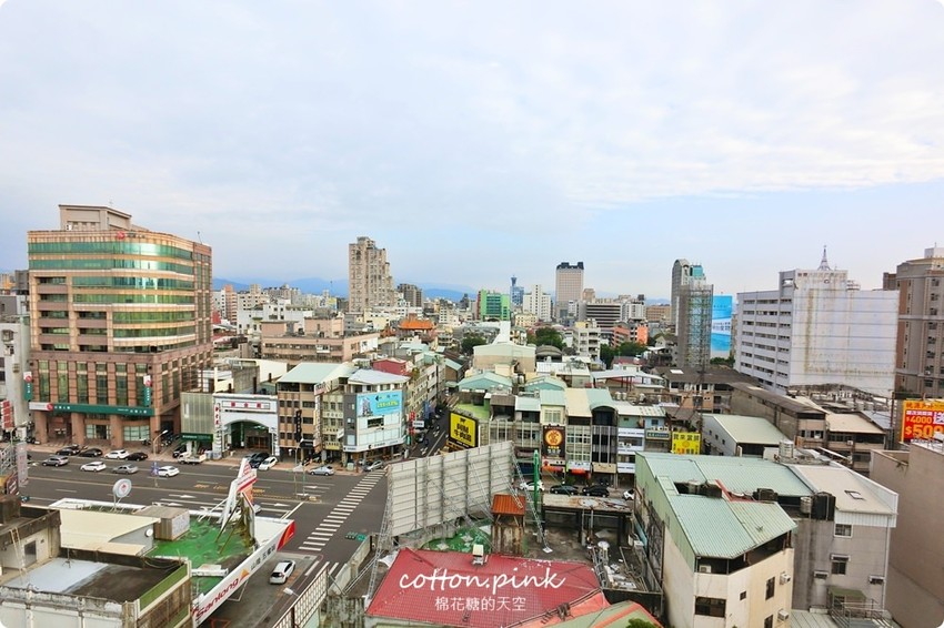 草悟道旁台中新商圈-模範市場週邊美食初整理，集傳統小吃與文青網美店於一身/鑫大略