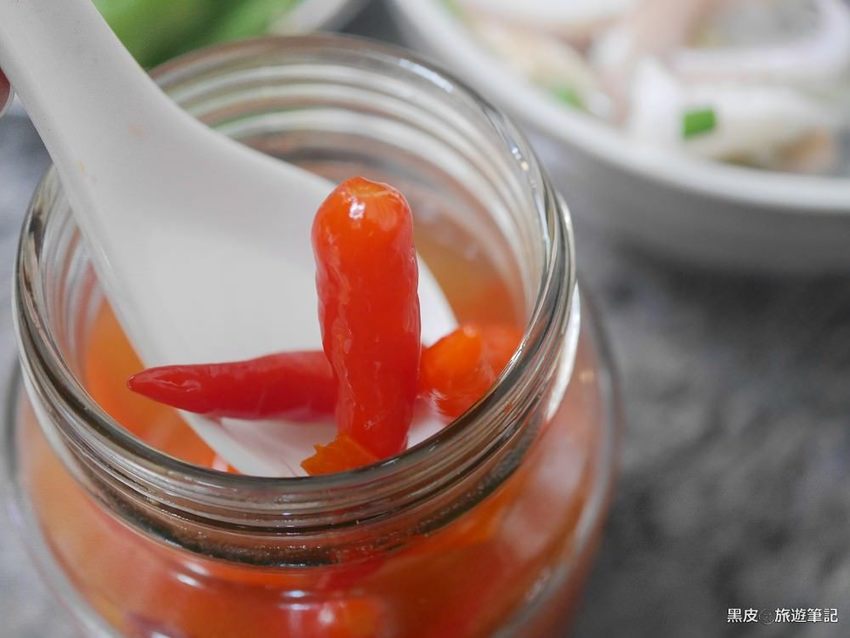 單一純賣雞湯米粉。花蓮人氣美食,給你滿滿的鮮甜 - 黑皮的旅遊筆記