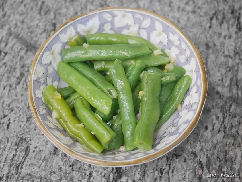 單一純賣雞湯米粉。花蓮人氣美食,給你滿滿的鮮甜 - 黑皮的旅遊筆記