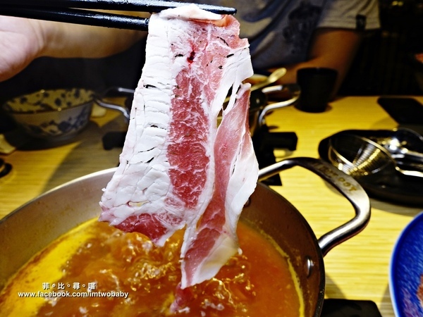 鬼椒一番鍋(府中店):【板橋美食】鬼椒一番鍋-府中店 大份量雙人龍蝦海陸套餐 新鮮澎湃又美味 顛覆傳統的特色個人火鍋 專屬的幸福美味! 鬼椒一番鍋(府中店):【板橋美食】鬼椒一番鍋-府中店 大份量雙人龍蝦海陸套餐 新鮮澎湃又美味 顛覆傳統的特色個人火鍋 專屬的幸福美味!