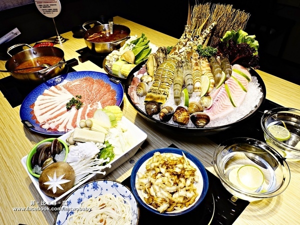 鬼椒一番鍋(府中店):【板橋美食】鬼椒一番鍋-府中店 大份量雙人龍蝦海陸套餐 新鮮澎湃又美味 顛覆傳統的特色個人火鍋 專屬的幸福美味! 鬼椒一番鍋(府中店):【板橋美食】鬼椒一番鍋-府中店 大份量雙人龍蝦海陸套餐 新鮮澎湃又美味 顛覆傳統的特色個人火鍋 專屬的幸福美味!