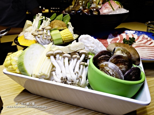 鬼椒一番鍋(府中店):【板橋美食】鬼椒一番鍋-府中店 大份量雙人龍蝦海陸套餐 新鮮澎湃又美味 顛覆傳統的特色個人火鍋 專屬的幸福美味! 鬼椒一番鍋(府中店):【板橋美食】鬼椒一番鍋-府中店 大份量雙人龍蝦海陸套餐 新鮮澎湃又美味 顛覆傳統的特色個人火鍋 專屬的幸福美味!