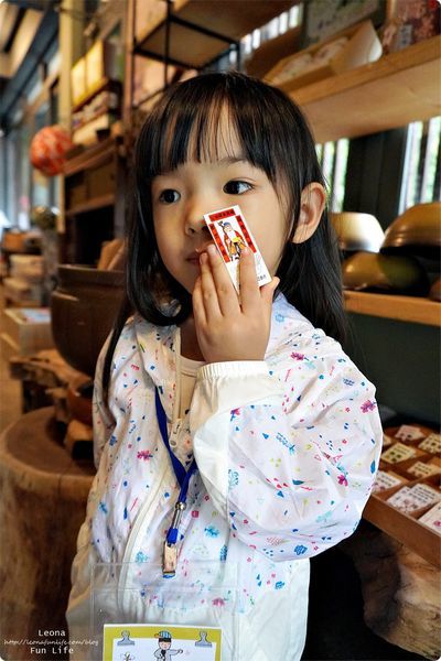 苗栗三義親子景點十六份人文茶館 勝興車站 擂茶 搗麻糬 榨苦茶油DSC00808.JPG