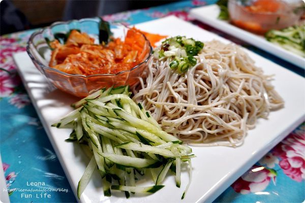 苗栗三義親子景點十六份人文茶館 勝興車站 擂茶 搗麻糬 榨苦茶油DSC00897.JPG