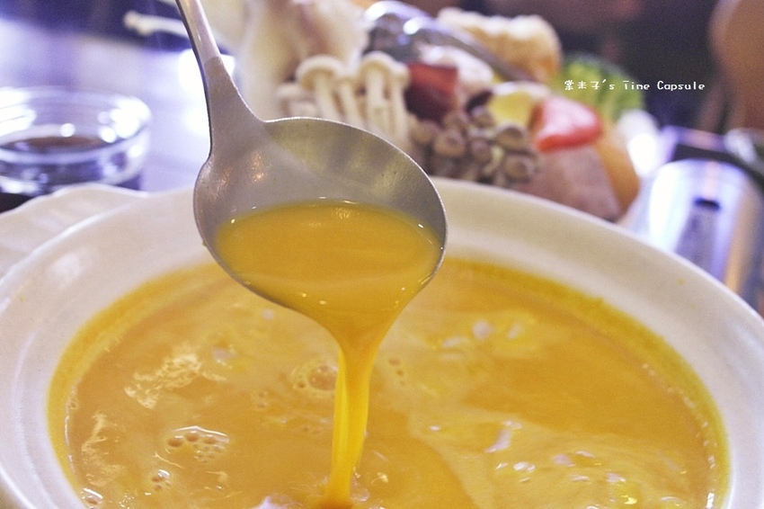 [台南東區火鍋]托斯卡尼艷陽下-每天限量又製作費工的回春膠原火鍋+香濃南瓜火鍋，健康養生又好吃~