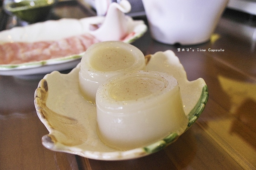 [台南東區火鍋]托斯卡尼艷陽下-每天限量又製作費工的回春膠原火鍋+香濃南瓜火鍋，健康養生又好吃~