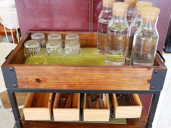 二月 • 森 烘焙工作室 forêt de février pâtisserie：二月 • 森 烘焙工作室 forêt de février pâtisserie-台中勤美巷弄隱藏甜點  甜點兼具設計感和美味  怎麼挑都不踩雷  不限時好自在