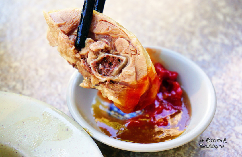 高雄一日遊｜短租199元起高雄租車超方便！跟著這樣玩旗津一日遊行程推薦:環球租車行好划算，火車站走路5分鐘 - 小潔趴趴走旅遊札記