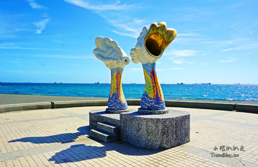 高雄一日遊｜短租199元起高雄租車超方便！跟著這樣玩旗津一日遊行程推薦:環球租車行好划算，火車站走路5分鐘 - 小潔趴趴走旅遊札記