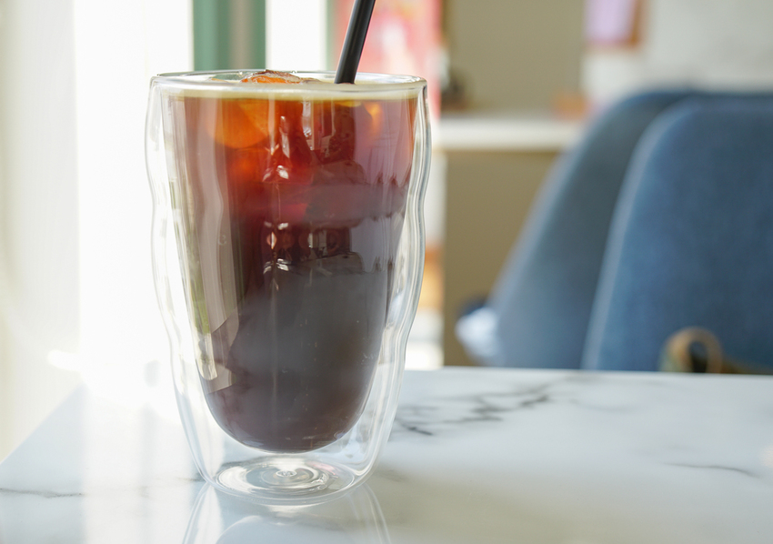 [高雄約會餐廳推薦]琴之森音樂交誼廣場-網美必來~純白貨櫃屋x水上鋼琴餐廳! - 美食好芃友