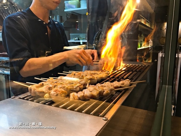 新串New Trend:【捷運美食】新串 New Trend 居酒屋兼具酒吧的特色餐酒館 充滿巧思且細緻的美食 每一口都是極致的味蕾表現!捷運忠孝敦化站