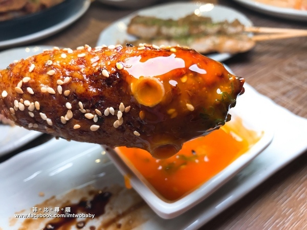 新串New Trend:【捷運美食】新串 New Trend 居酒屋兼具酒吧的特色餐酒館 充滿巧思且細緻的美食 每一口都是極致的味蕾表現!捷運忠孝敦化站