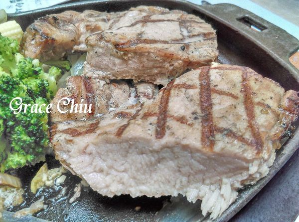 MIDTOWN德立莊酒店 中庭餐廳 SEMI BUFFET 排餐 沙拉吧