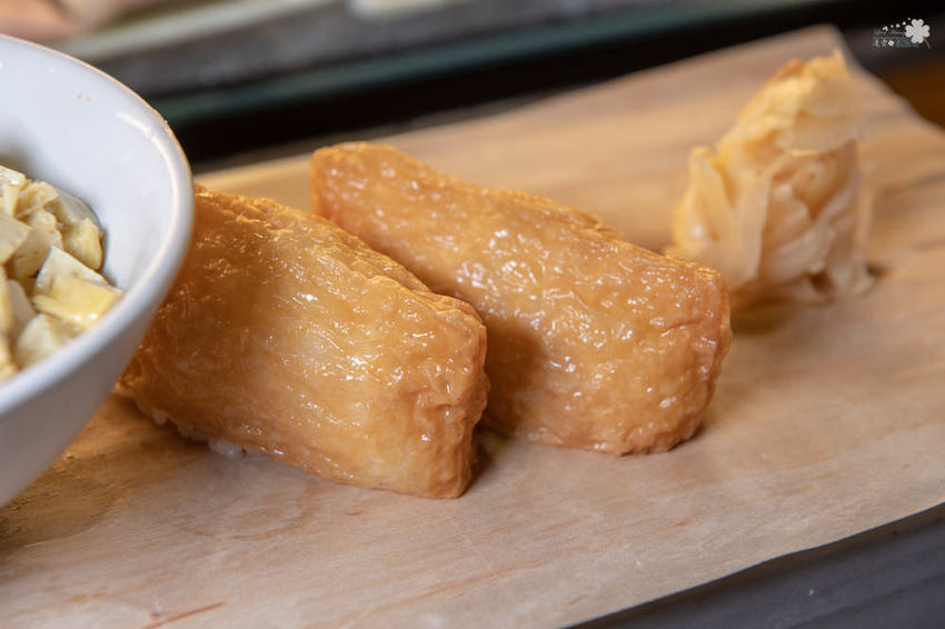 中壢美食推薦》坐著做。初陣壽司 - 高級的食材 平價的消費 隱身在影城內的日式料理 - 時空幻境 凌雲江海清