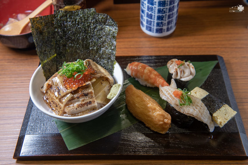 中壢美食推薦》坐著做。初陣壽司 - 高級的食材 平價的消費 隱身在影城內的日式料理 - 時空幻境 凌雲江海清