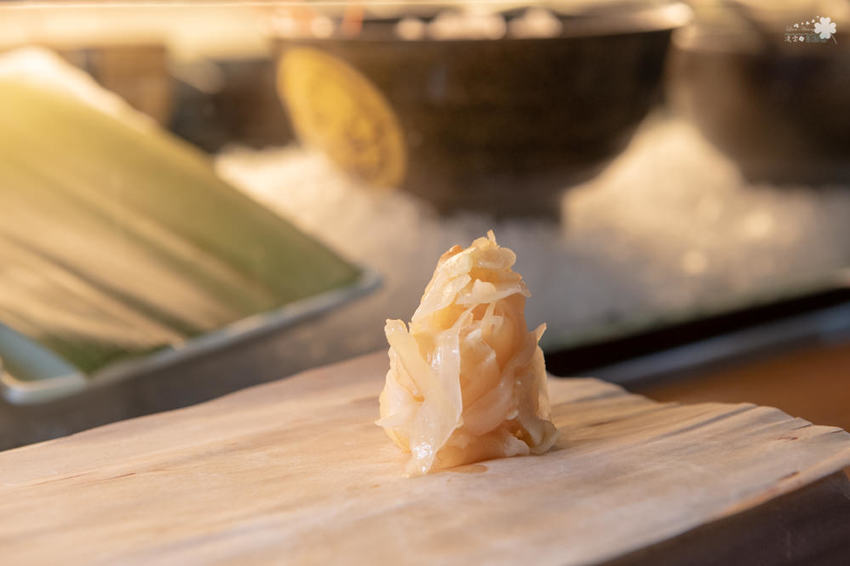 中壢美食推薦》坐著做。初陣壽司 - 高級的食材 平價的消費 隱身在影城內的日式料理 - 時空幻境 凌雲江海清