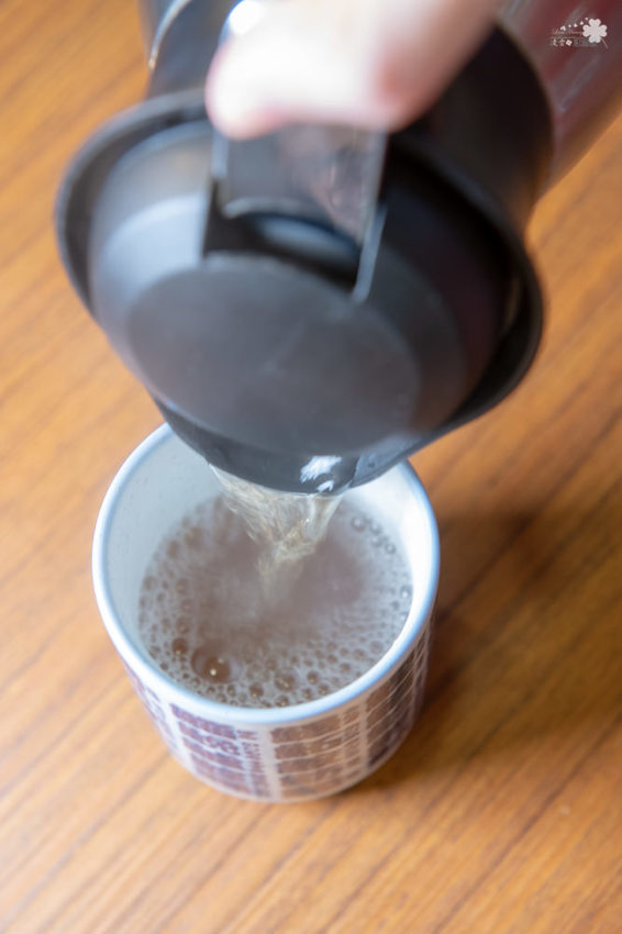 中壢美食推薦》坐著做。初陣壽司 - 高級的食材 平價的消費 隱身在影城內的日式料理 - 時空幻境 凌雲江海清