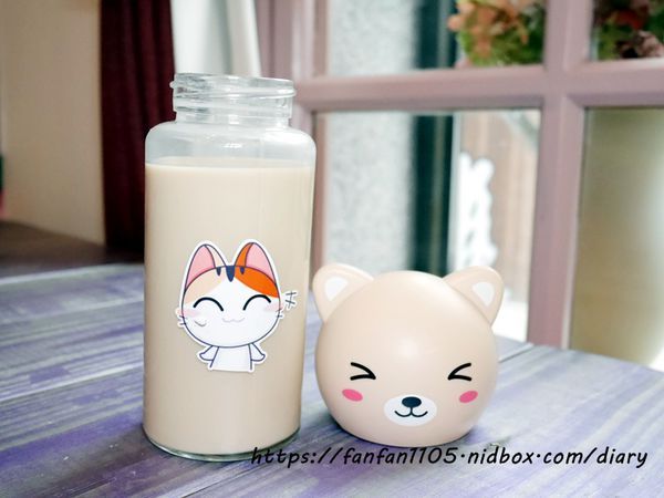 【中壢美食】啦啦奶茶坊 超萌自動販賣機 #限量 #奶酪 #甜點 #下午茶 (15).JPG