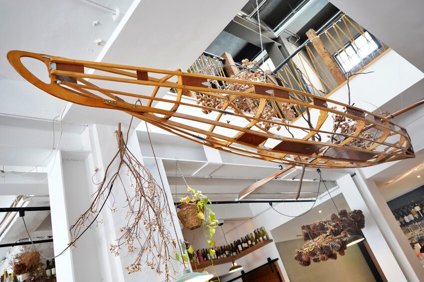 台中市西區擁有義法料理深厚底蘊,必點招牌海鮮燉飯、提拉米蘇,台中西區近勤美、審計新村與草悟道