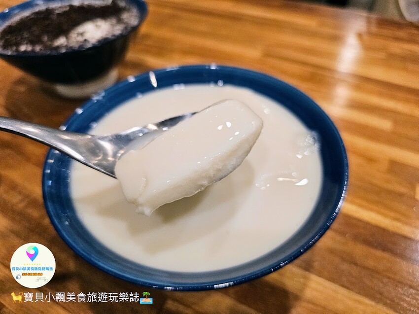 嘉義美食探店!文化路夜市隱藏版,小老闆甜品店必吃豆花奶酪,療癒系店狗陪你度過悠閒時光