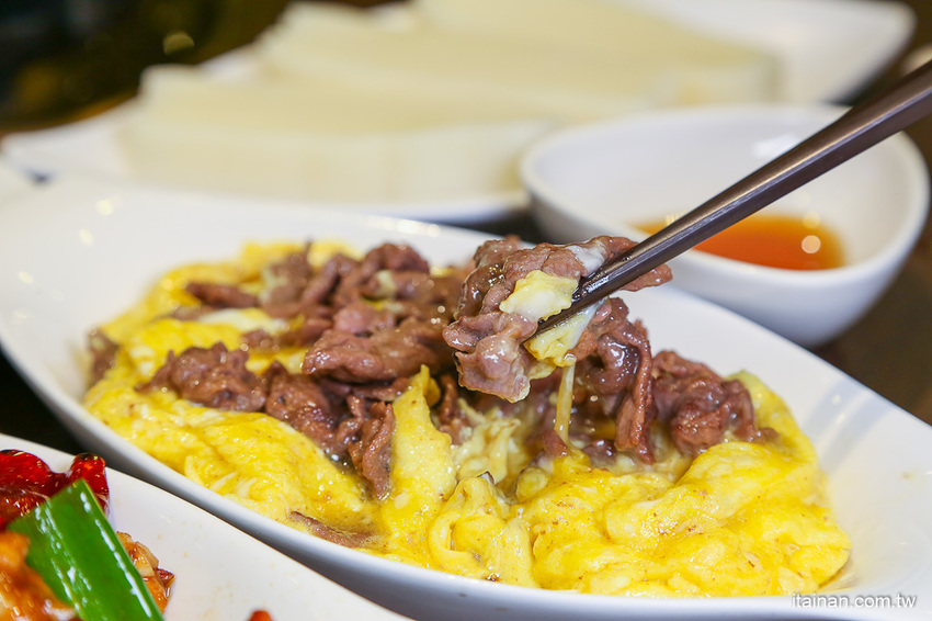 台南安平餐廳｜另類火鍋吃法!!『老廣粵-花雕雞創意坊』不用飛廣東也能吃的到正宗花雕雞一鍋三吃