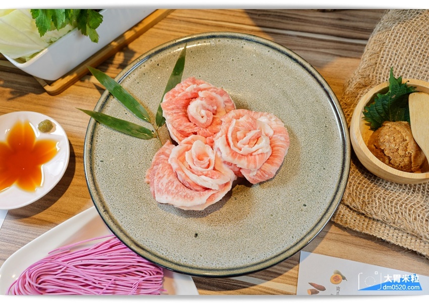 淡水精緻火鍋推薦,小川鍋物,嚴選日本空運湯底/在地小農有機時蔬/奈良手工味噌,精緻養生食材,吃鍋無負擔!淡水新市鎮美食推薦, - 大胃米粒 DAVID & MILLY