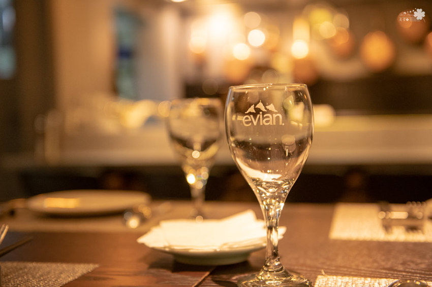 台北美食推薦》閑閑餐酒館 - 松山高質感餐酒館 美味微醺氣氛佳 - 時空幻境 凌雲江海清