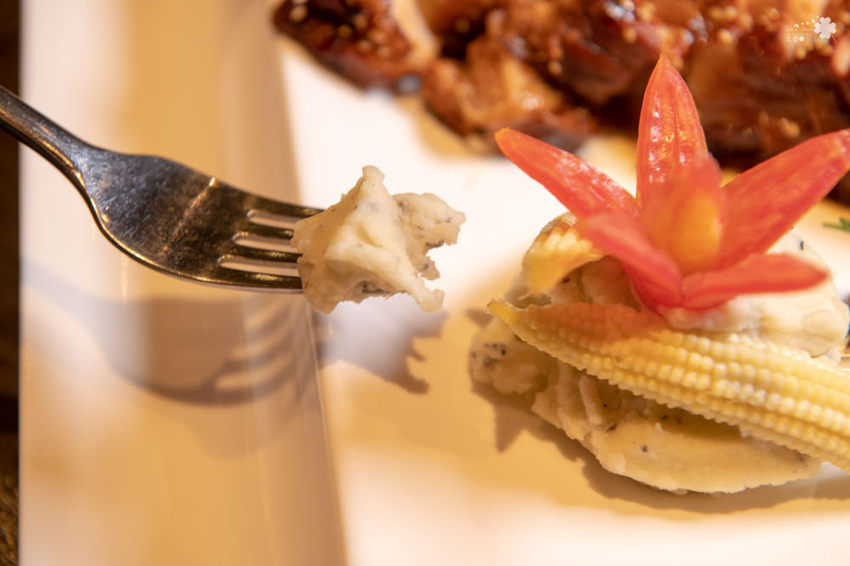 台北美食推薦》閑閑餐酒館 - 松山高質感餐酒館 美味微醺氣氛佳 - 時空幻境 凌雲江海清