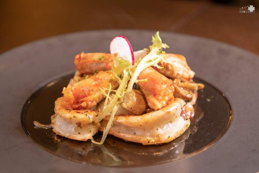 台北美食推薦》閑閑餐酒館 - 松山高質感餐酒館 美味微醺氣氛佳 - 時空幻境 凌雲江海清