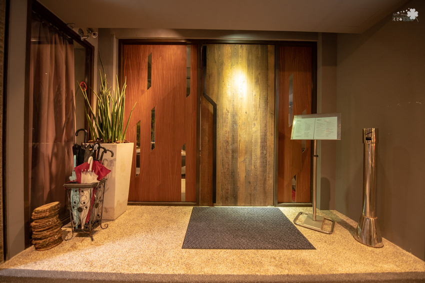 台北美食推薦》閑閑餐酒館 - 松山高質感餐酒館 美味微醺氣氛佳 - 時空幻境 凌雲江海清