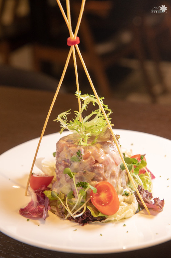 台北美食推薦》閑閑餐酒館 - 松山高質感餐酒館 美味微醺氣氛佳 - 時空幻境 凌雲江海清