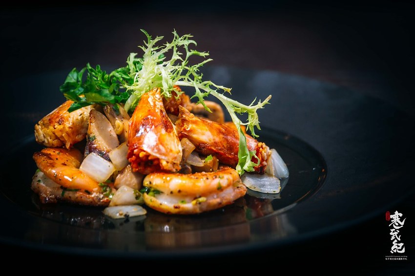 【中肯‧食記】二訪！閑閑餐酒館．捷運南京三民站｜飯店主廚創意Fusion料理．空間浪漫環境絕美．松山推薦餐酒館！