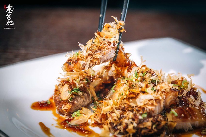 【中肯‧食記】二訪！閑閑餐酒館．捷運南京三民站｜飯店主廚創意Fusion料理．空間浪漫環境絕美．松山推薦餐酒館！