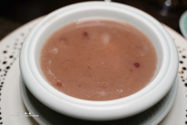 閑閑餐酒館：【台北松山美食】閑閑餐酒館 融合中西餐的烹調精髓 拼出創意新滋味 高質感松山餐酒館推薦 捷運南京三民站