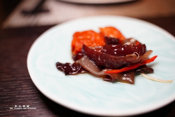 閑閑餐酒館：【台北松山美食】閑閑餐酒館 融合中西餐的烹調精髓 拼出創意新滋味 高質感松山餐酒館推薦 捷運南京三民站