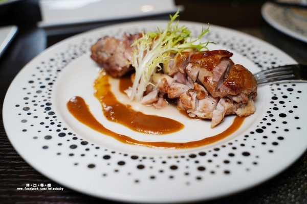 閑閑餐酒館：【台北松山美食】閑閑餐酒館 融合中西餐的烹調精髓 拼出創意新滋味 高質感松山餐酒館推薦 捷運南京三民站