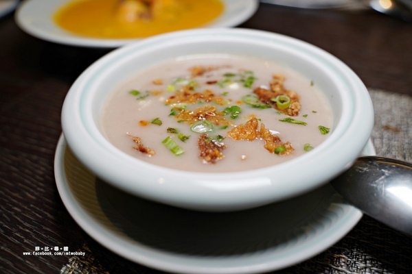 閑閑餐酒館：【台北松山美食】閑閑餐酒館 融合中西餐的烹調精髓 拼出創意新滋味 高質感松山餐酒館推薦 捷運南京三民站