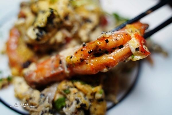 閑閑餐酒館：【台北松山美食】閑閑餐酒館 融合中西餐的烹調精髓 拼出創意新滋味 高質感松山餐酒館推薦 捷運南京三民站