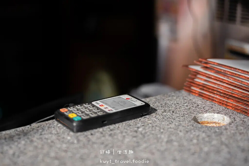 台北松山區餐酒館推薦_閑閑粵酒館，活體海鮮廣東菜，KTV包廂