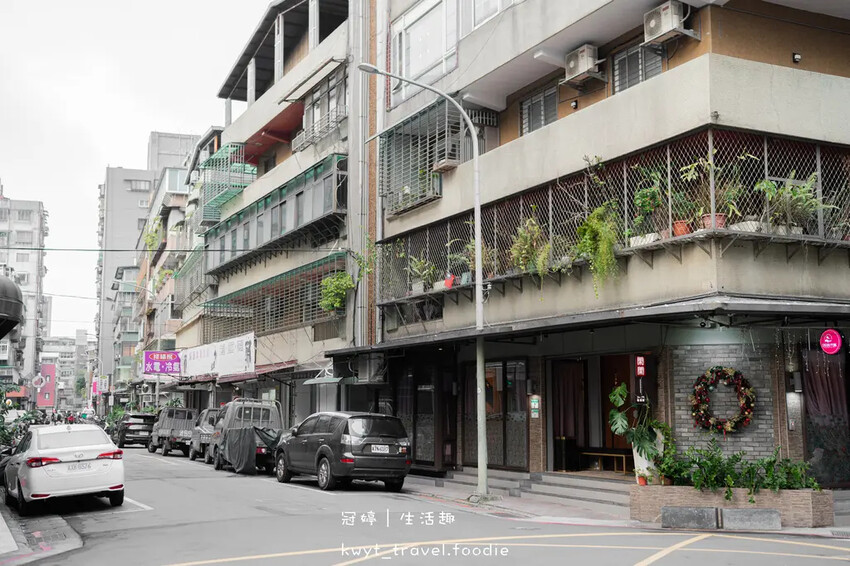 台北松山區餐酒館推薦_閑閑粵酒館，活體海鮮廣東菜，KTV包廂