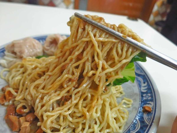 【台北美食】馬祖麵館-皮薄內餡鮮甜的美味鮮蝦餛飩