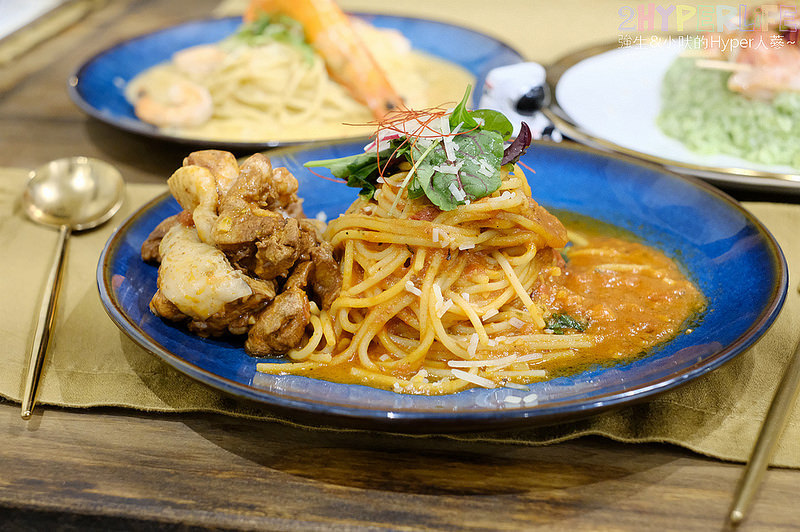 台中 燉飯,台中 義大利麵,台中文青風餐廳,台中美食,台中義大利麵,台中義式,文青老宅餐廳,村口微光,逢甲商圈美食,逢甲燉飯,逢甲美食,逢甲義大利麵,逢甲義式 @強生與小吠的Hyper人蔘~