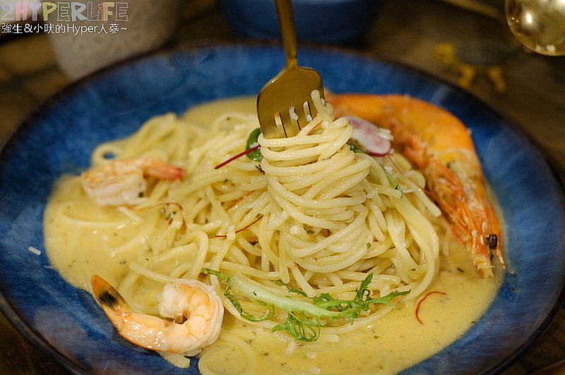 台中 燉飯,台中 義大利麵,台中文青風餐廳,台中美食,台中義大利麵,台中義式,文青老宅餐廳,村口微光,逢甲商圈美食,逢甲燉飯,逢甲美食,逢甲義大利麵,逢甲義式 @強生與小吠的Hyper人蔘~