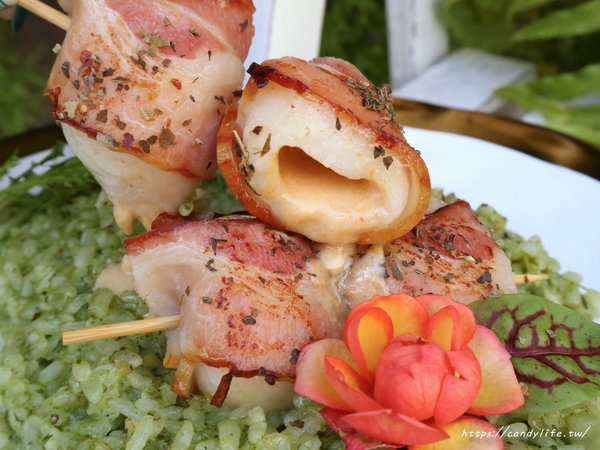 村口微光:台中美食│村口微光〃逢甲巷弄裡的創意義大利麵,好吃又好拍!