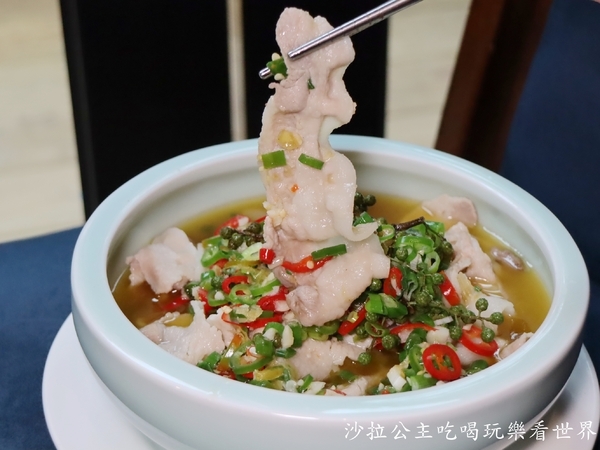 紅皇后 川酒 · Red Queen Bistro：台北大安美食『紅皇后 川酒 · Red Queen Bistro』川味餐酒館/包廂/宵夜/川菜/中式料理/捷運信義安和站