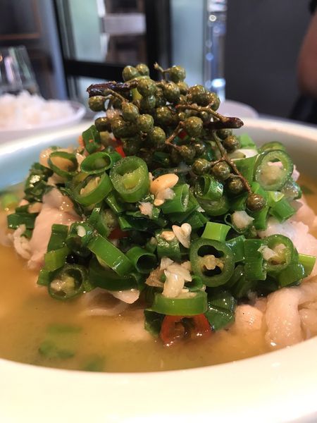 在台北你不可以說沒吃過紅皇后・台北最潮川酒館